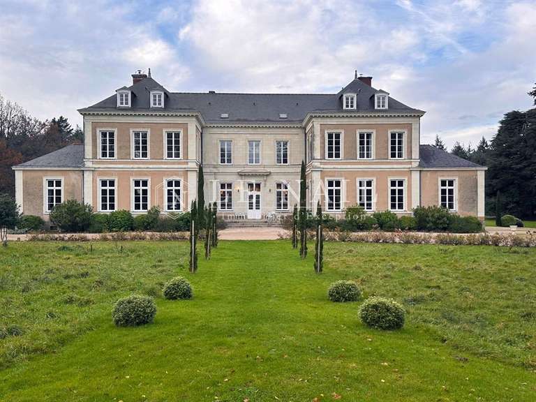 Château Nantes - 9 chambres - 1000m²