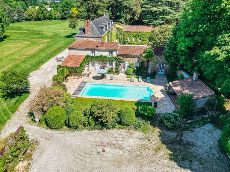 Château Nantes - 5 chambres - 447m²