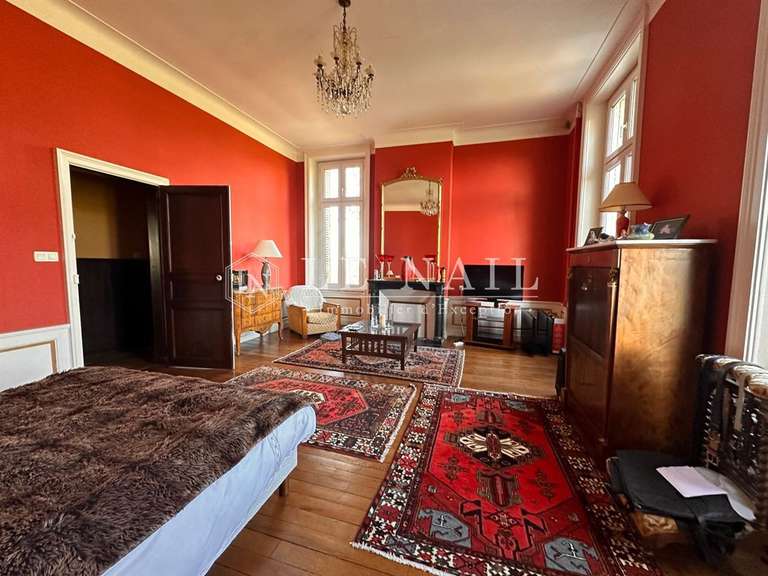 Castle Nantes - 13 bedrooms - 700m²