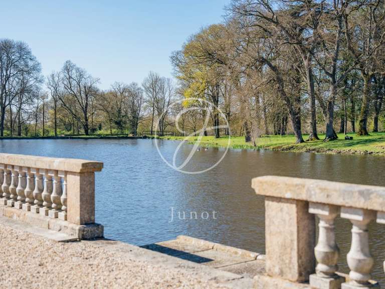 Château Nantes - 12 chambres - 2000m²