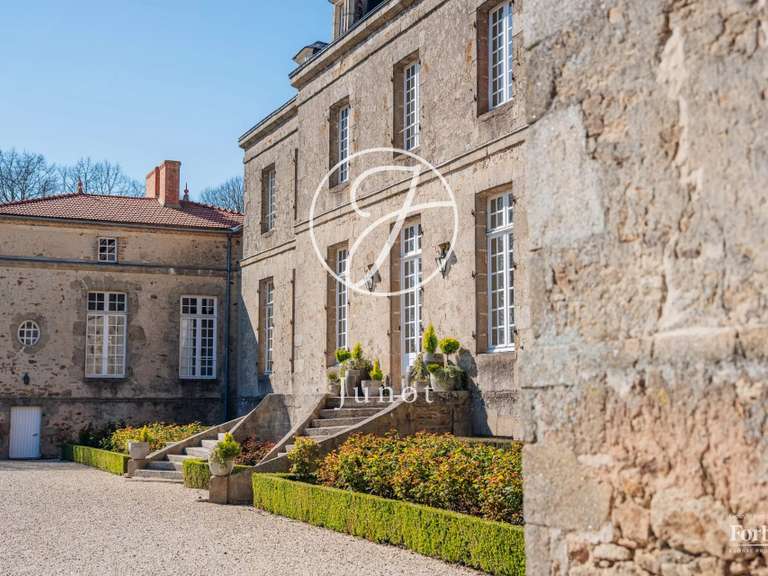 Château Nantes - 12 chambres - 2000m²