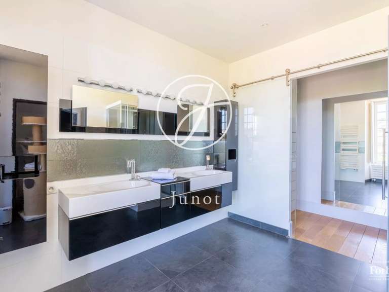 Château Nantes - 12 chambres - 2000m²
