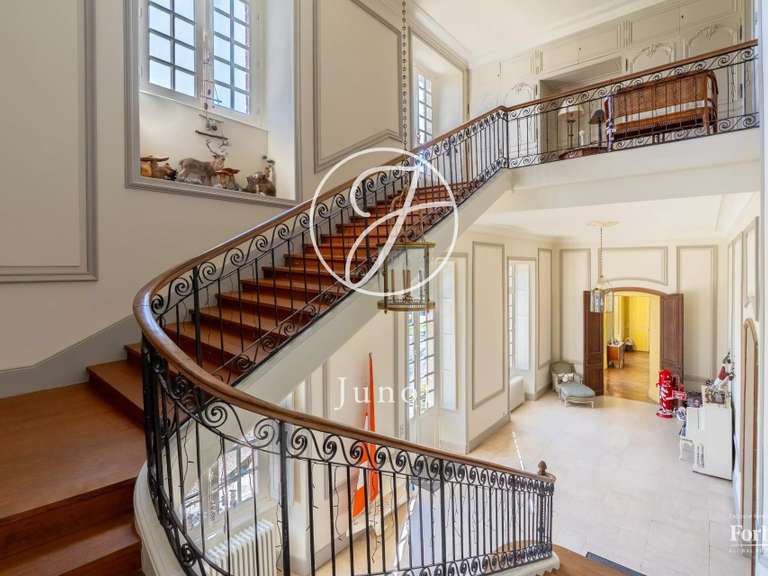 Château Nantes - 12 chambres - 2000m²