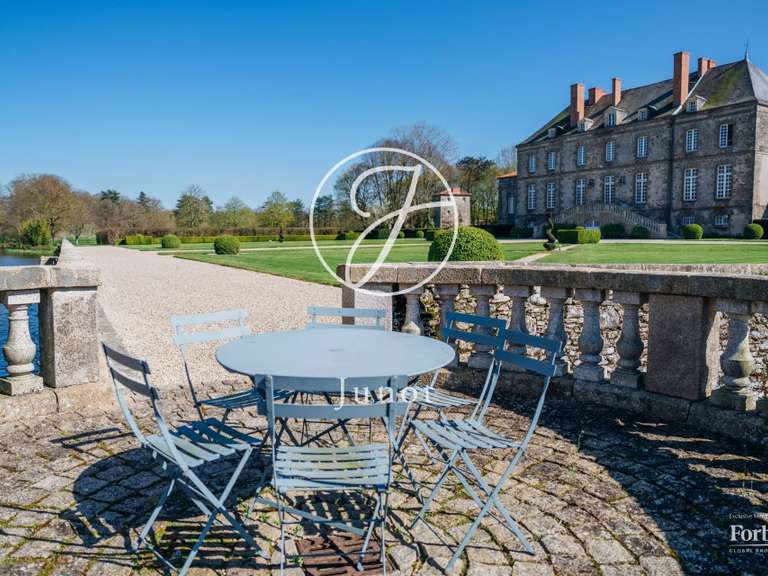 Château Nantes - 12 chambres - 2000m²