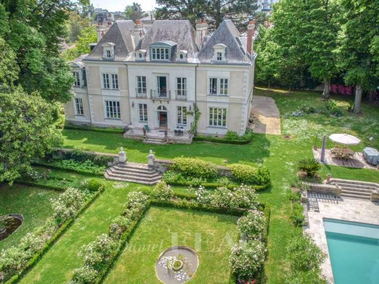Hôtel particulier Nantes - 7 chambres - 460m²
