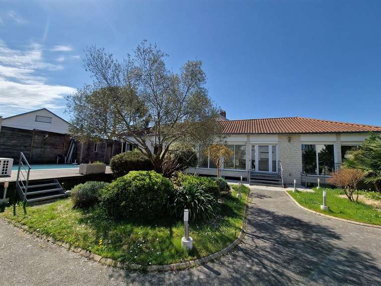 House Nantes - 4 bedrooms - 275m²