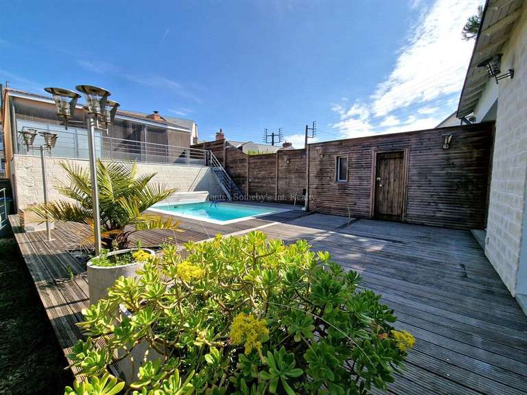 House Nantes - 4 bedrooms - 275m²
