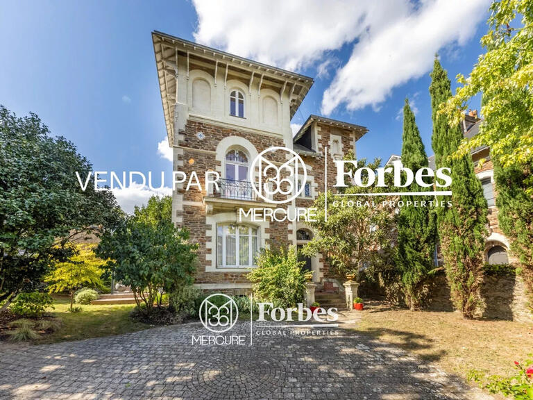 Maison Nantes - 4 chambres - 195m²
