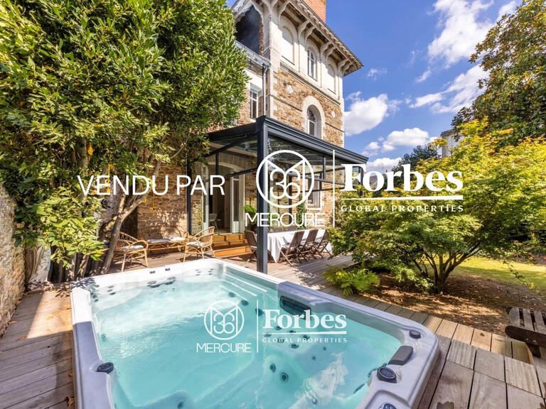Maison Nantes - 4 chambres - 195m²