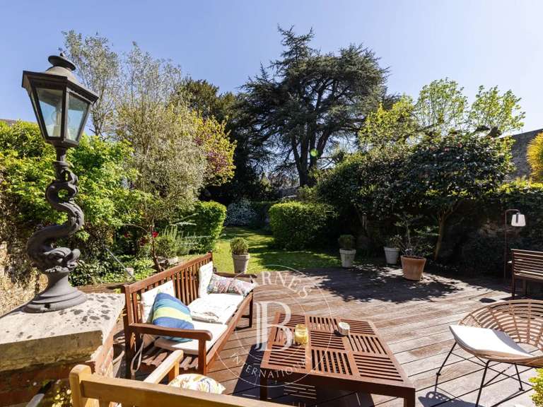 Maison Nantes - 6 chambres - 448m²