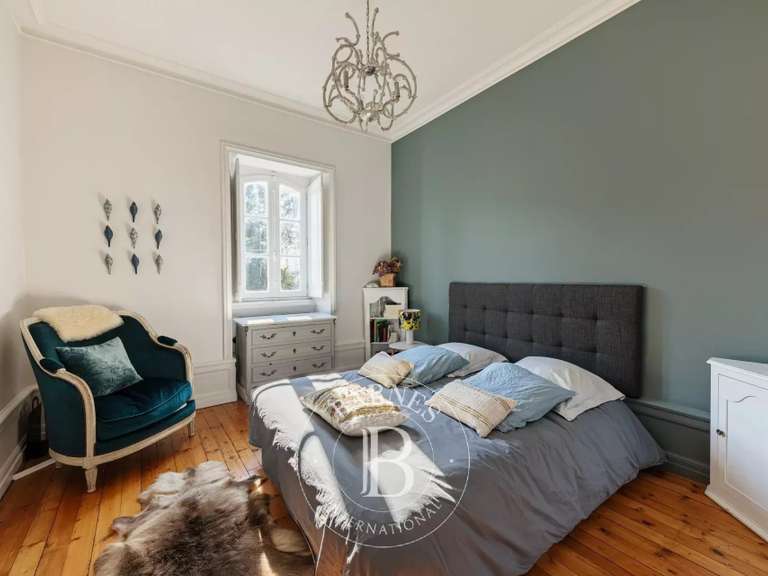 Maison Nantes - 6 chambres - 448m²