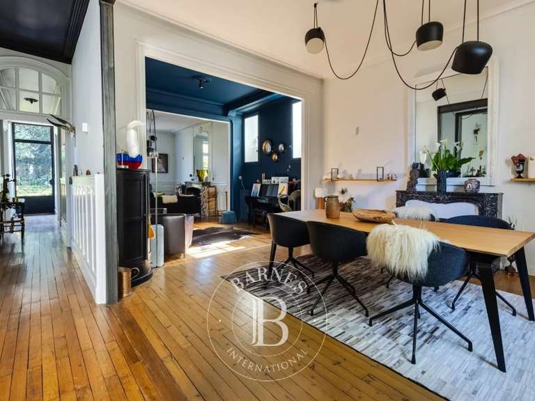 Maison Nantes - 6 chambres - 448m²