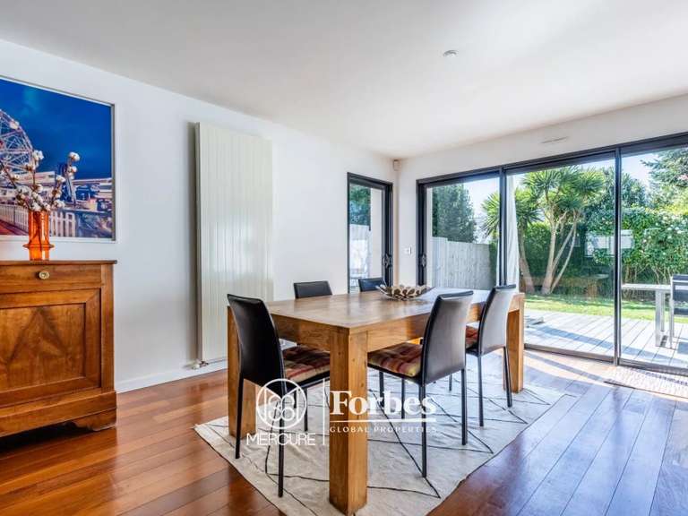 Maison Nantes - 4 chambres - 168m²