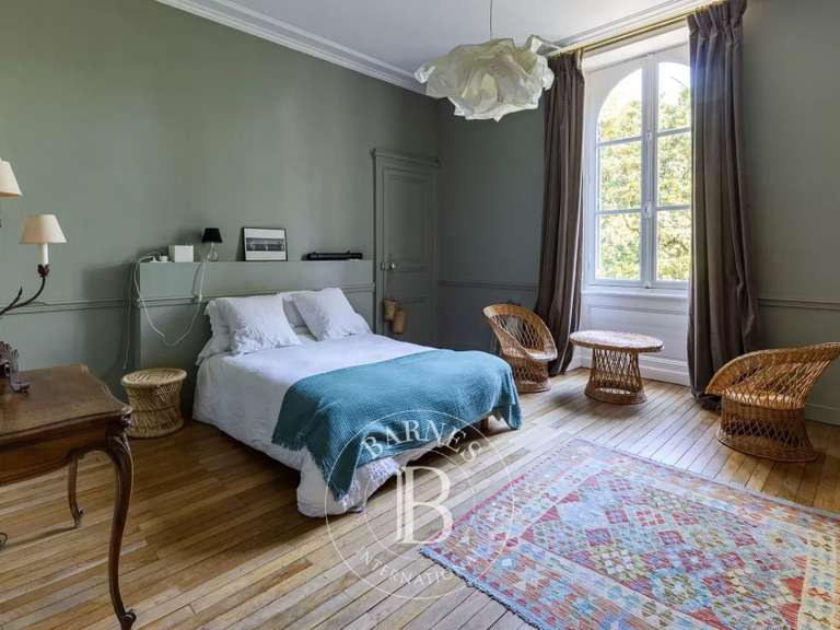 Maison Nantes - 7 chambres - 564m²