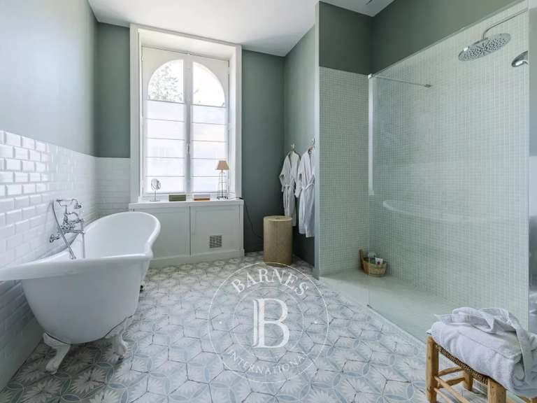 Maison Nantes - 7 chambres - 564m²