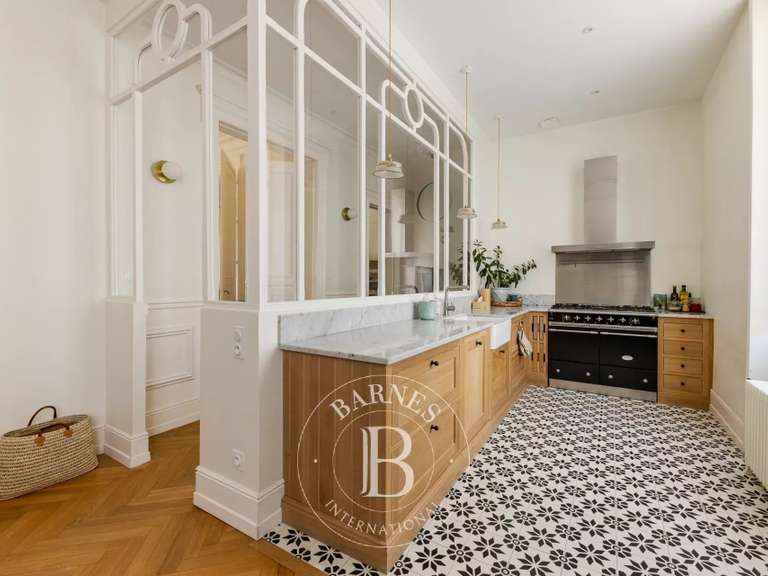 Maison Nantes - 7 chambres - 564m²