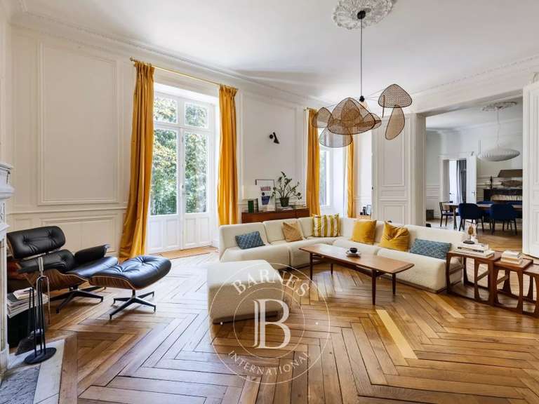 Maison Nantes - 7 chambres - 564m²