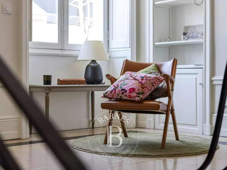 Maison Nantes - 7 chambres - 564m²