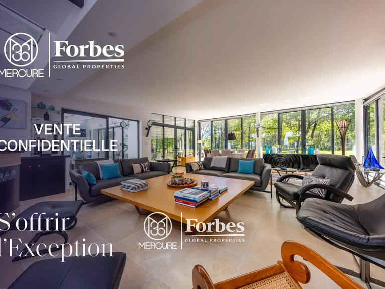 Maison Nantes - 4 chambres - 651m²