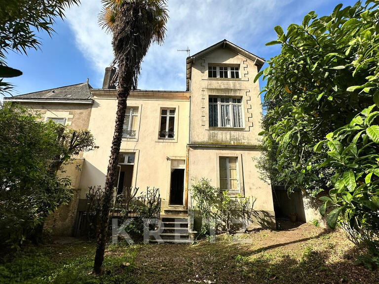 Maison Nantes - 6 chambres - 180m²
