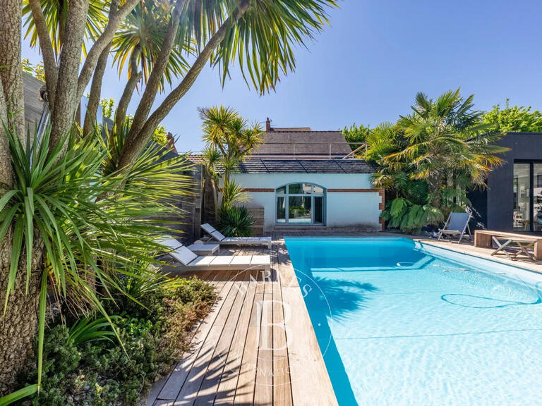 Maison Nantes - 5 chambres - 293m²