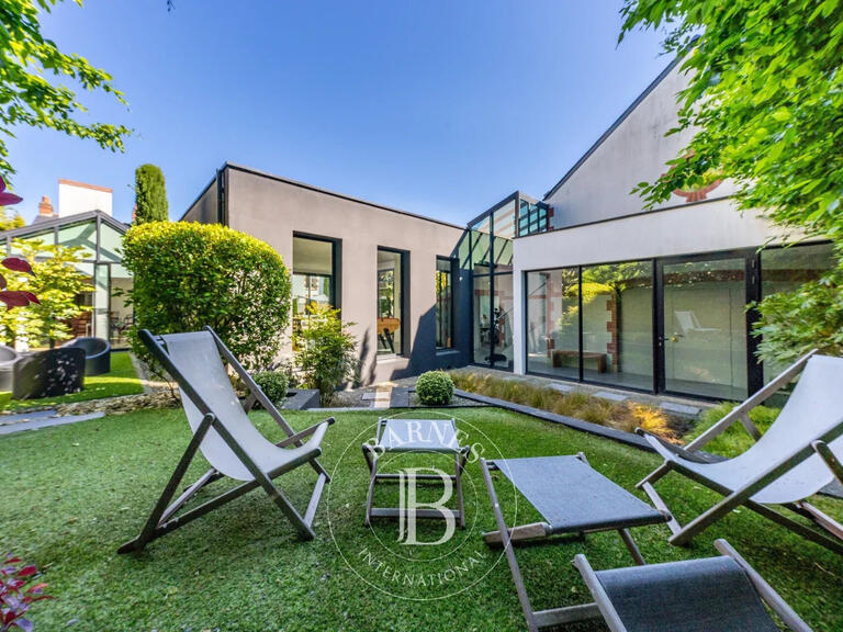 Maison Nantes - 5 chambres - 293m²