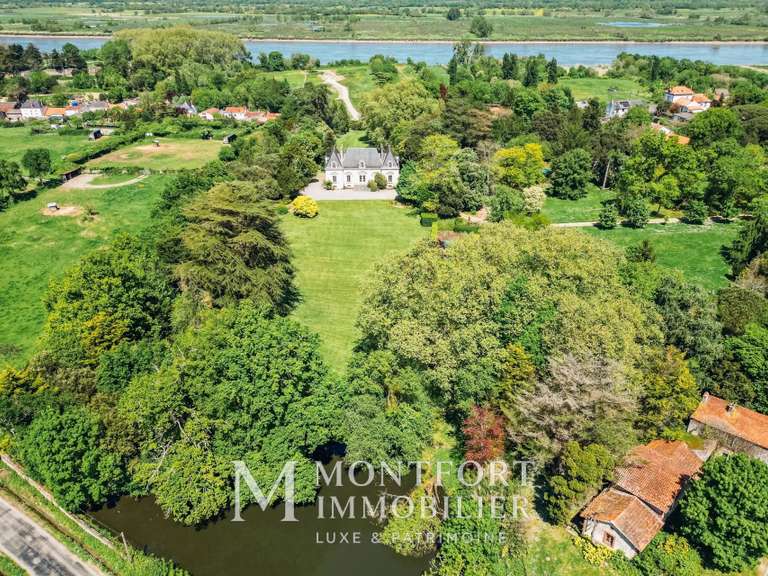 House Nantes - 10 bedrooms - 654m²