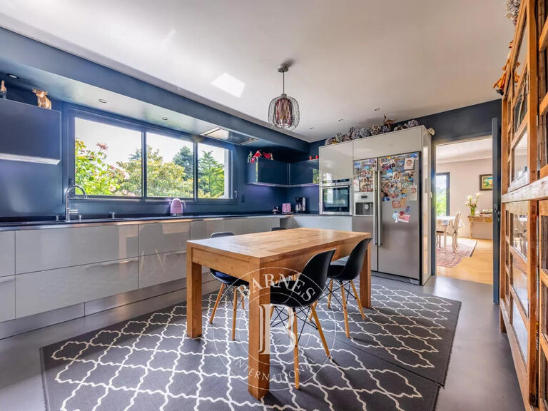Maison Nantes - 4 chambres - 247m²