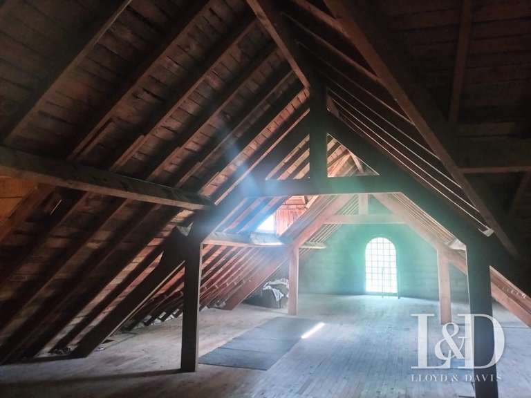 Maison Nantes - 9 chambres - 680m²