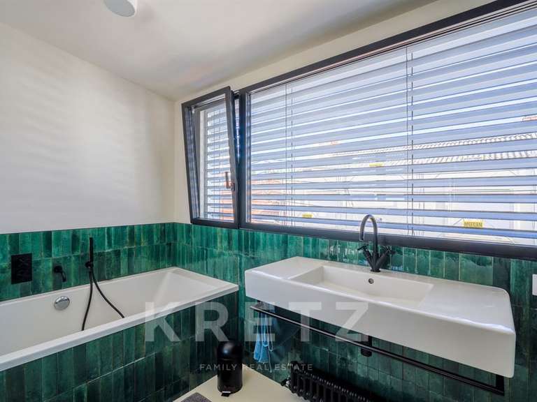 Maison Nantes - 5 chambres - 232m²