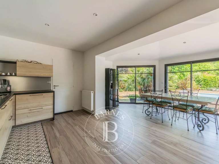 Maison Nantes - 5 chambres - 181m²