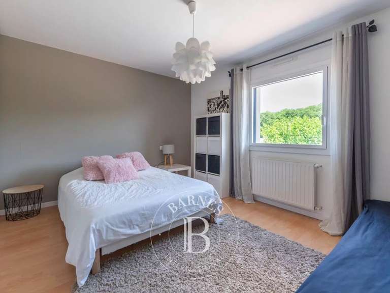 Maison Nantes - 5 chambres - 181m²