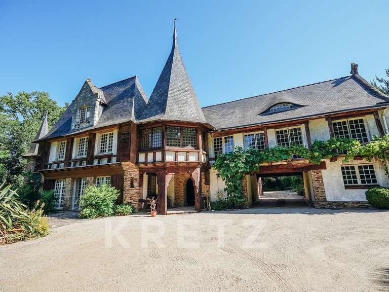 House Nantes - 12 bedrooms - 980m²
