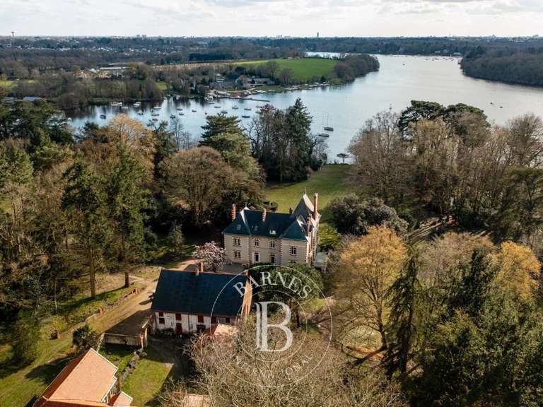 Maison Nantes - 1022m²