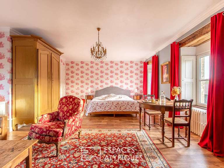 House Nantes - 11 bedrooms