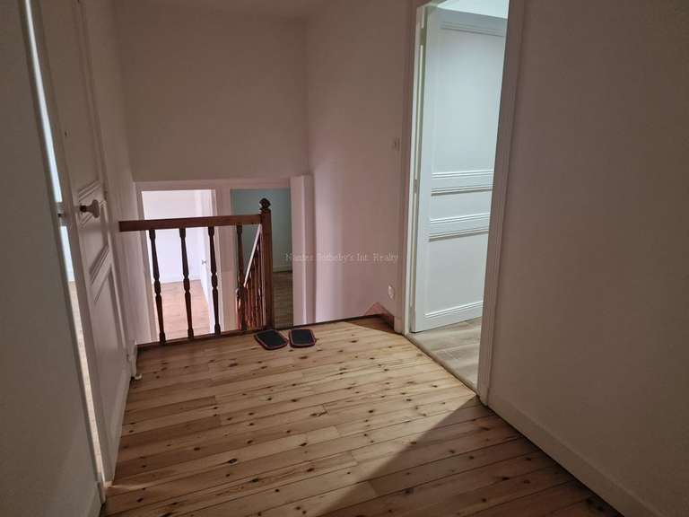Maison Nantes - 5 chambres - 152m²