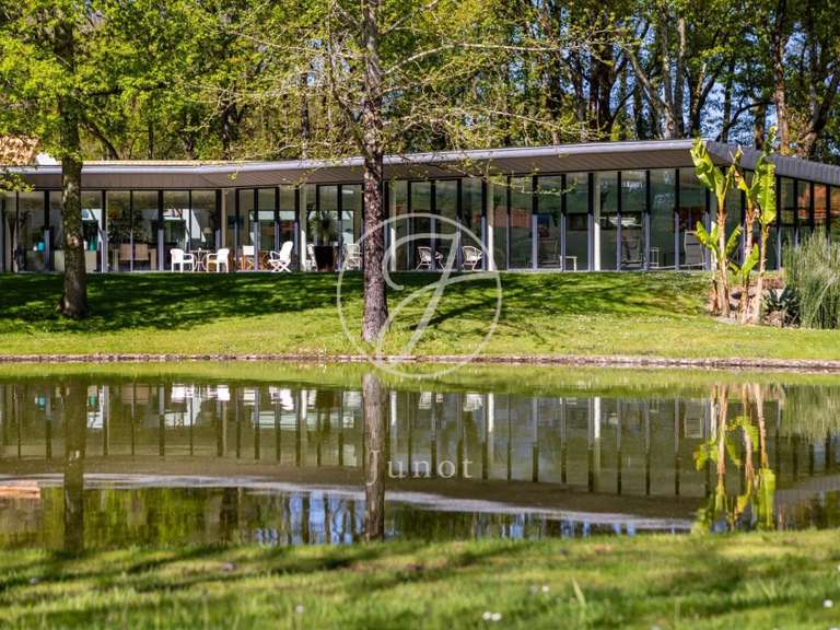 House Nantes - 4 bedrooms - 651m²