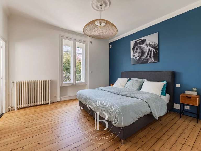 Maison Nantes - 5 chambres - 183m²