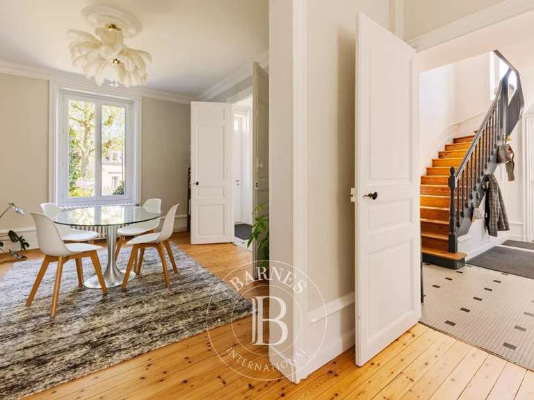 Maison Nantes - 5 chambres - 183m²