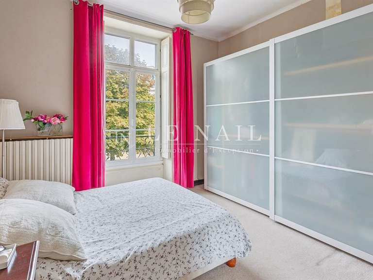 Maison Nantes - 7 chambres - 220m²