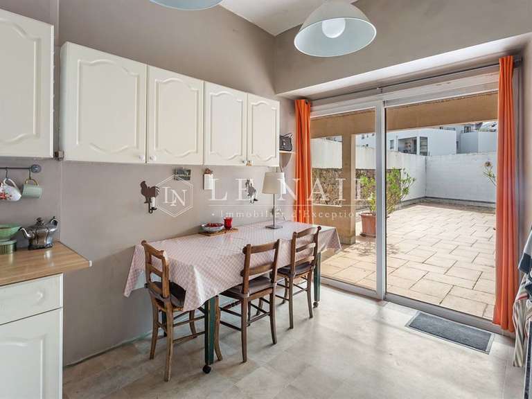 Maison Nantes - 7 chambres - 220m²