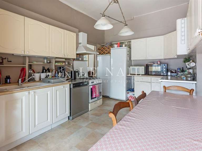 Maison Nantes - 7 chambres - 220m²