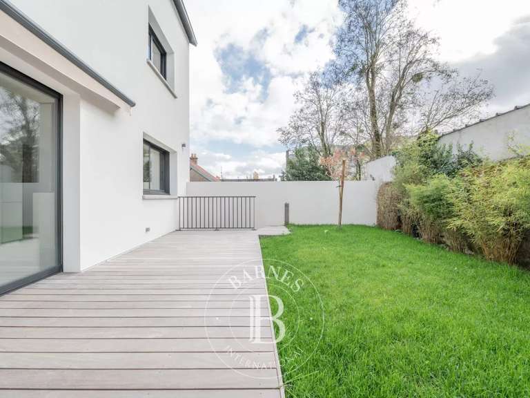 Maison Nantes - 5 chambres - 203m²