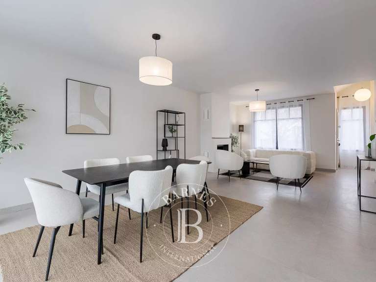 Maison Nantes - 5 chambres - 203m²