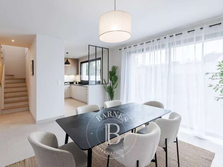 Maison Nantes - 5 chambres - 203m²