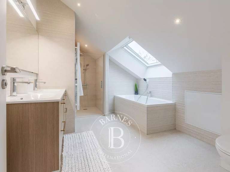 Maison Nantes - 5 chambres - 203m²