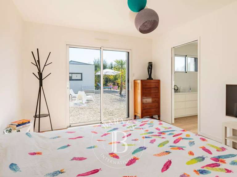 Maison Nantes - 5 chambres - 304m²