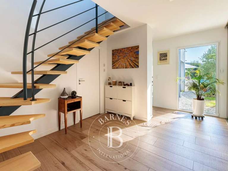 Maison Nantes - 5 chambres - 304m²