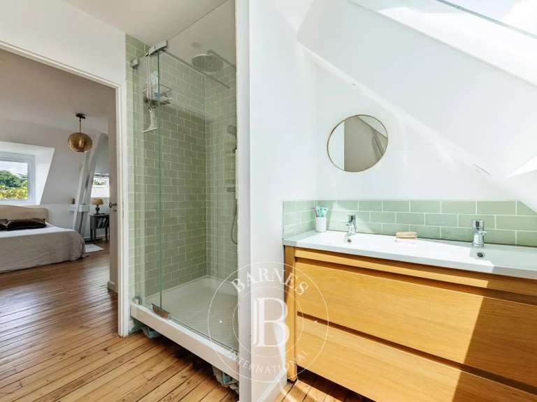 Maison Nantes - 9 chambres - 274m²