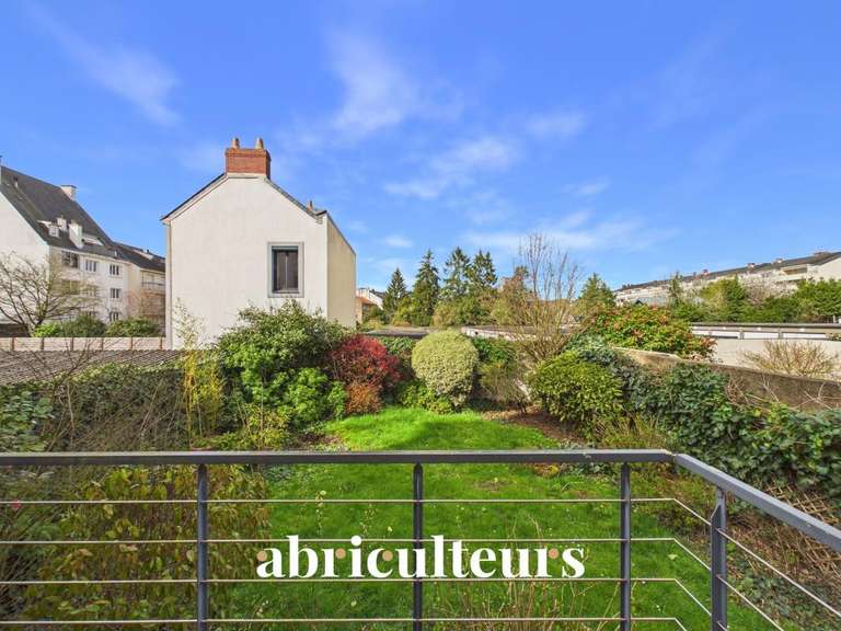 Maison Nantes - 5 chambres - 240m²